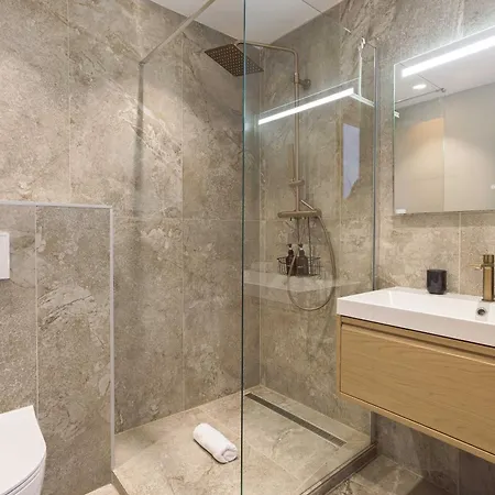 Jules - Bd De Lorraine * Κάννες