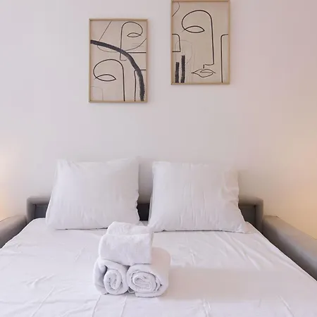 Jules - Bd De Lorraine Apartment *