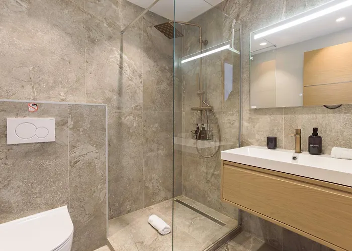 Jules - Bd De Lorraine * Cannes