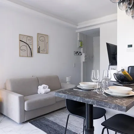 Jules - Bd De Lorraine * Cannes